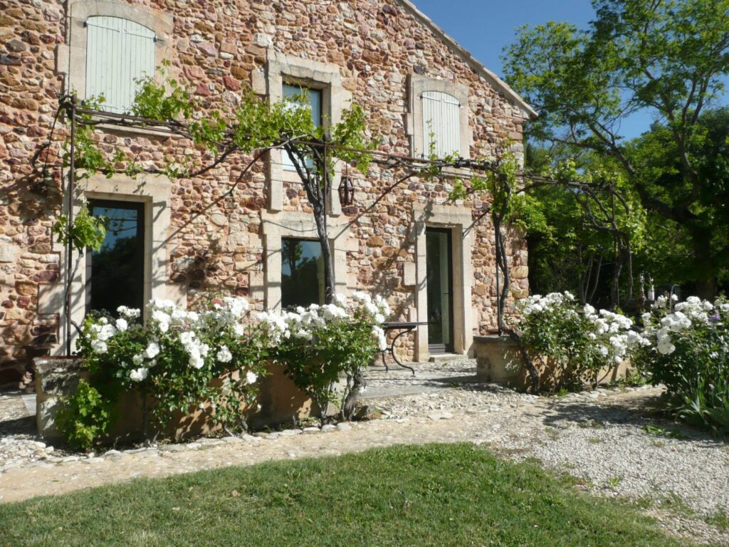 house management in the Luberon valley